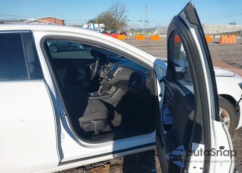 2018 Chevrolet Malibu Lt from USA, damaged, VIN 1G1ZD5ST1JF246787